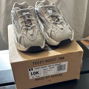 Adidas Yeezy Boost 700 V2 Infant Sneakers - Gray